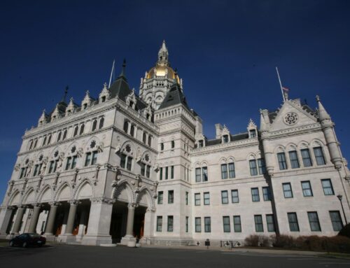 Connecticut’s Ban Throws Water on 2025 Trend of States Setting Up Crypto Investments